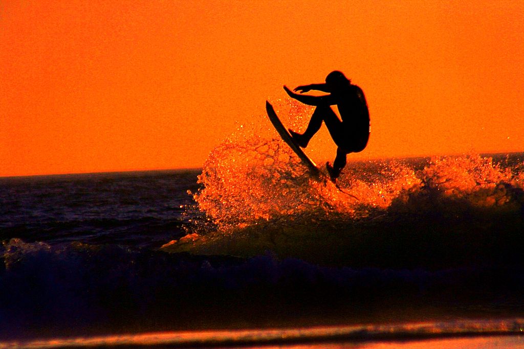 Sunset_Surfer.jpg